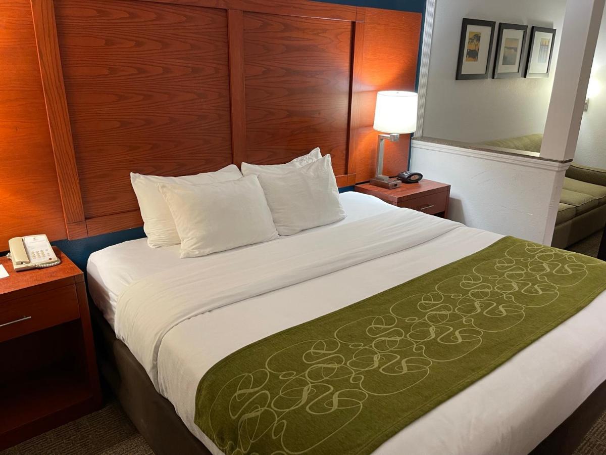 Comfort Suites Lake Charles Exteriör bild